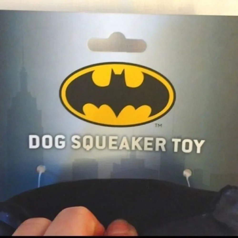 Buckle Down DC Batman With Cape Plush Squeaker Dog Toy NWT
